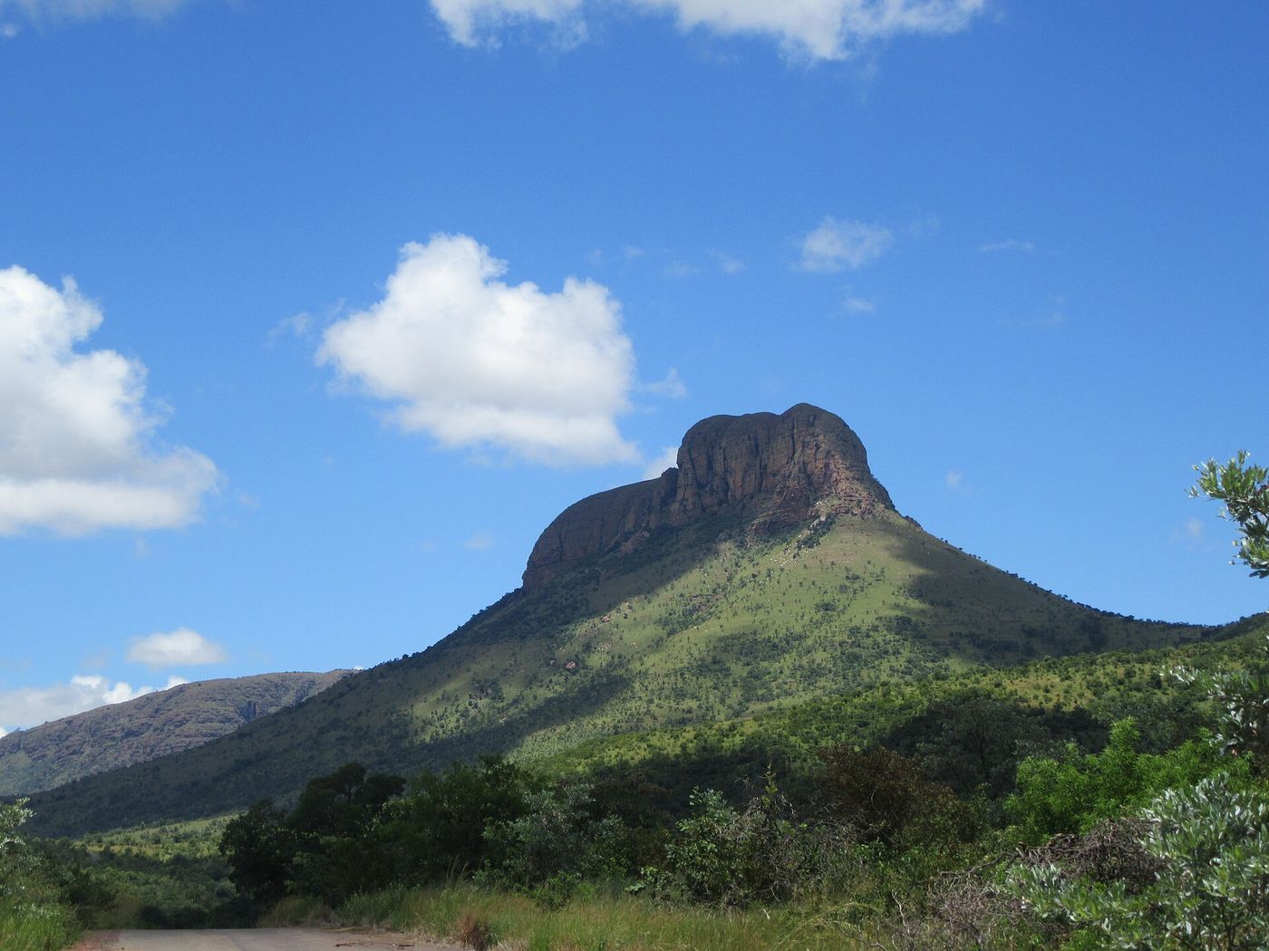 Sphinx: Hike to 2440m